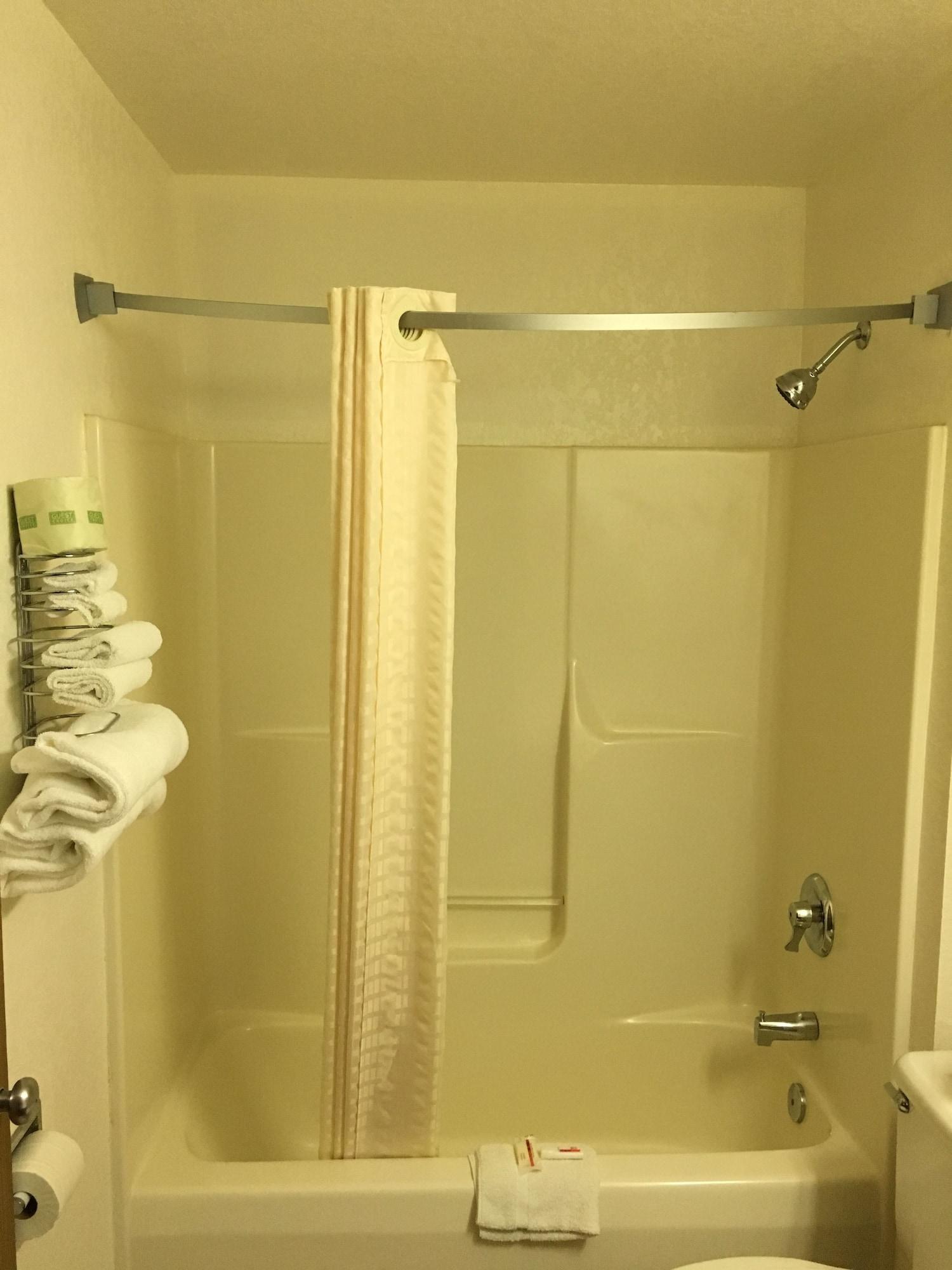 Super 8 By Wyndham Hotel 2*