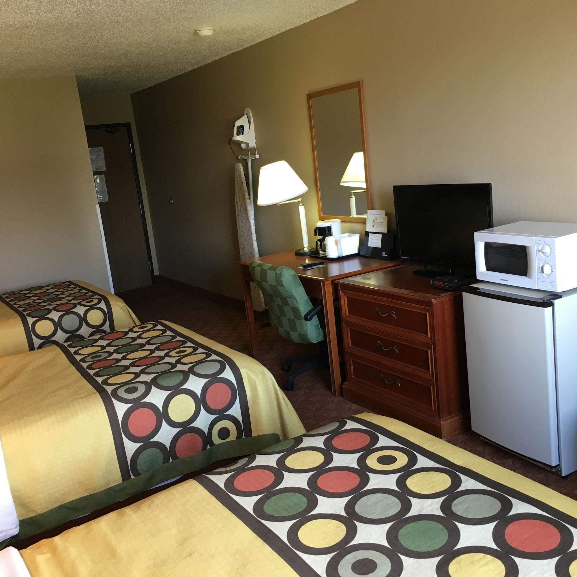Hotel Super 8 By Wyndham 2*