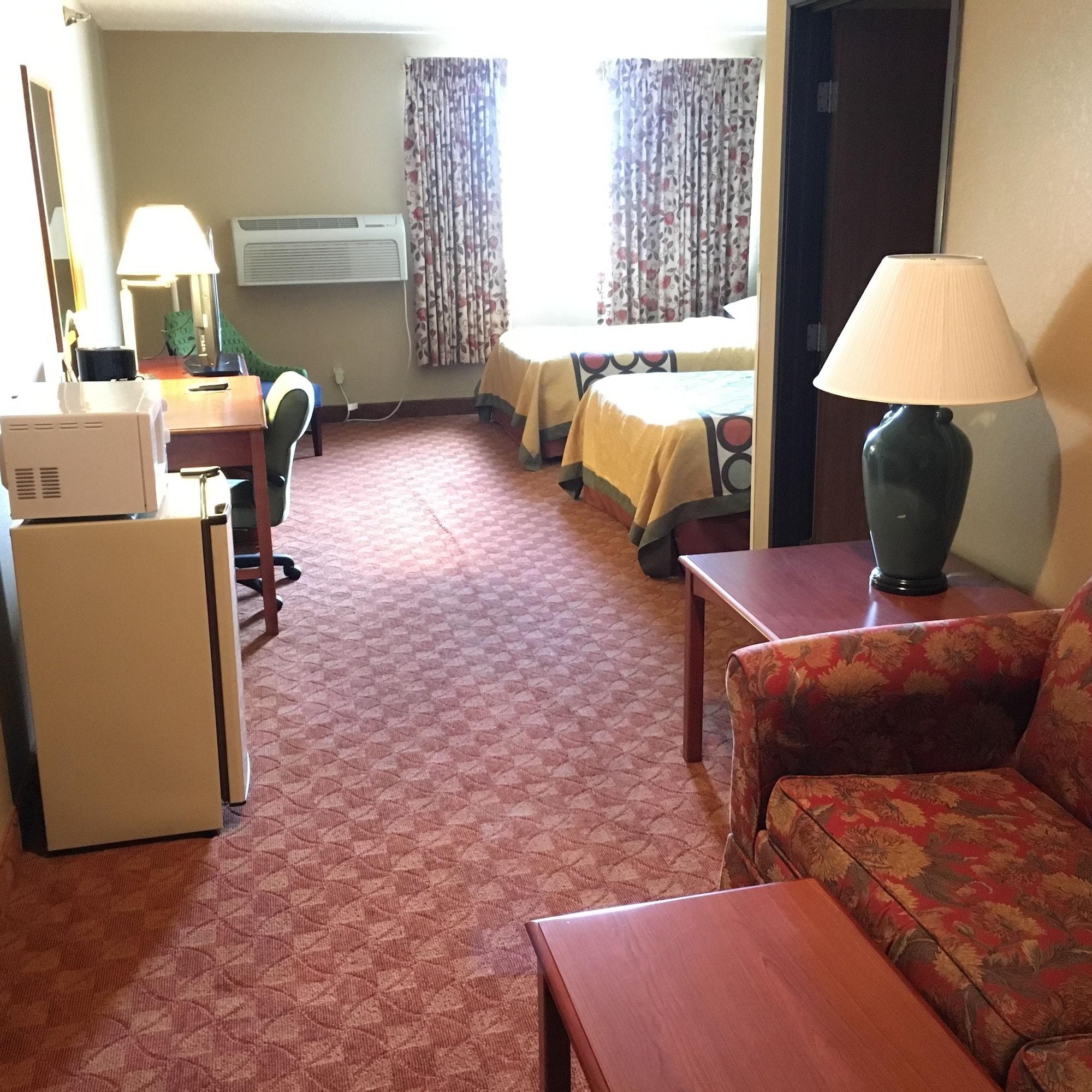 Hotel Super 8 By Wyndham 2*