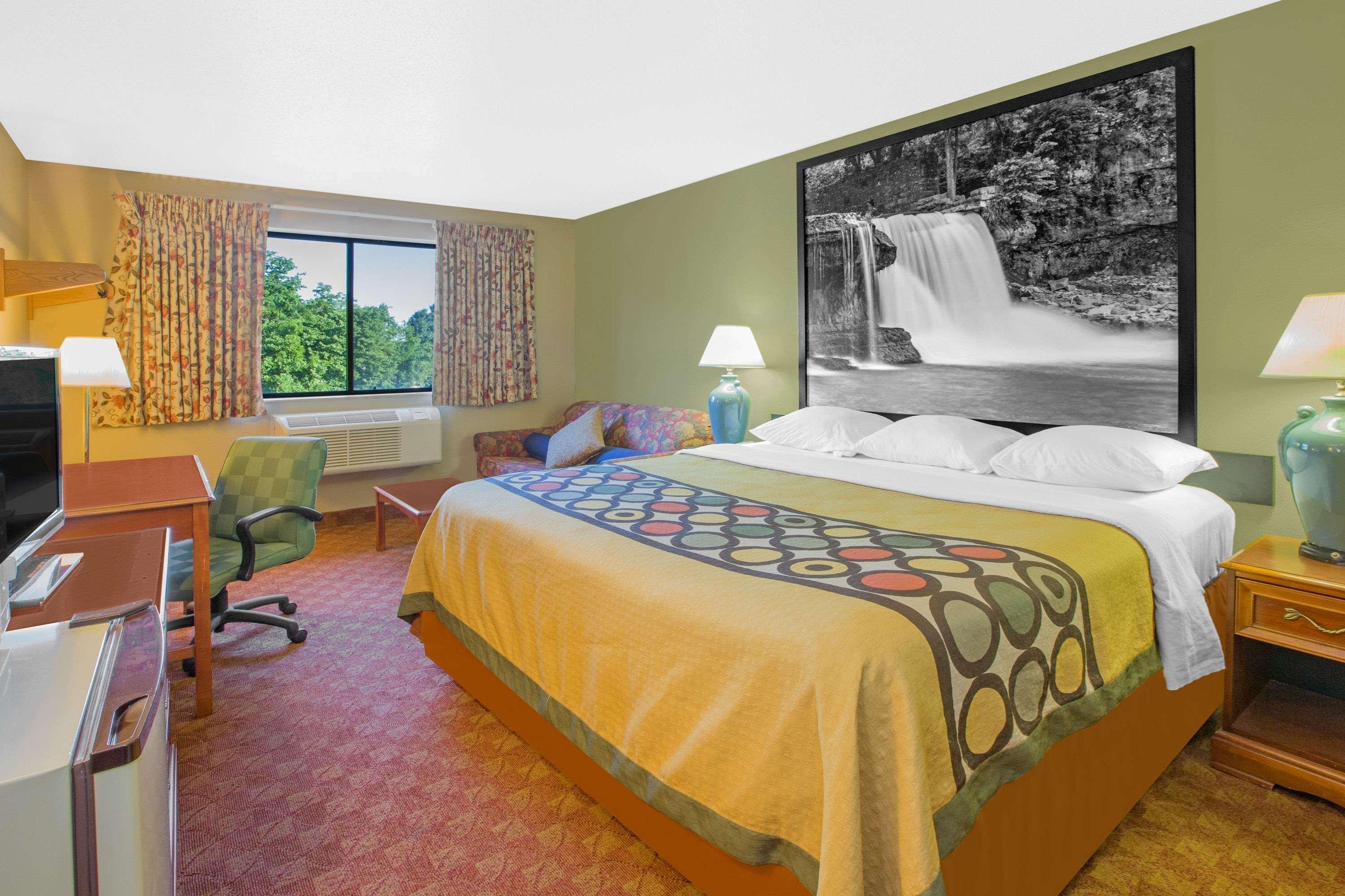 Super 8 By Wyndham 2* Howe